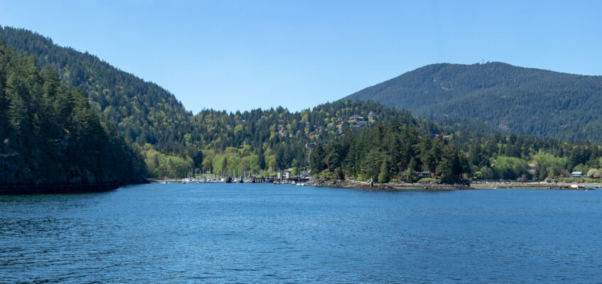 Arrivee-Bowen-Island-Snug-Cove