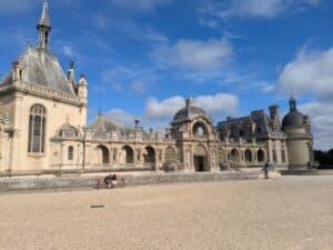 entree-chateau-kids-friendly-chantilly